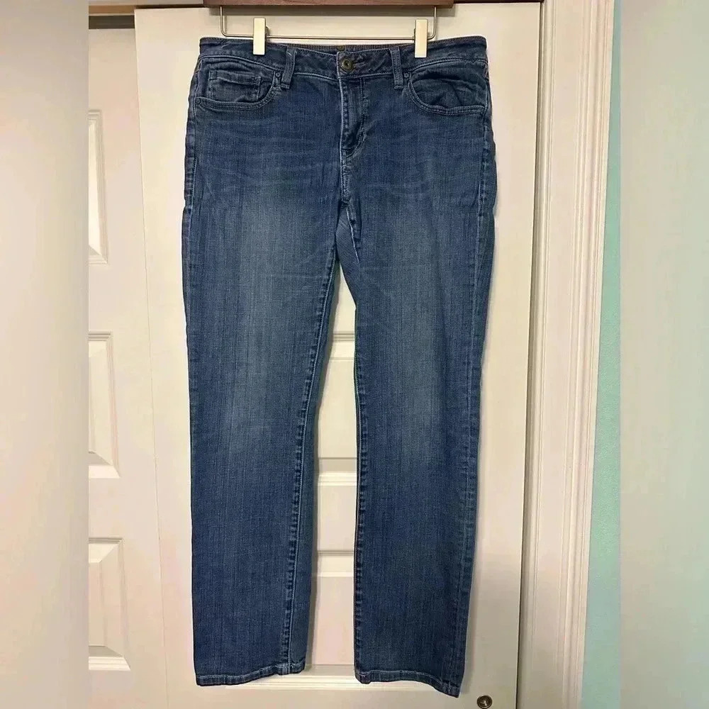 CAbi Women’s Brando Straight Leg Jeans Style #175 Medium Dark Wash Size 8